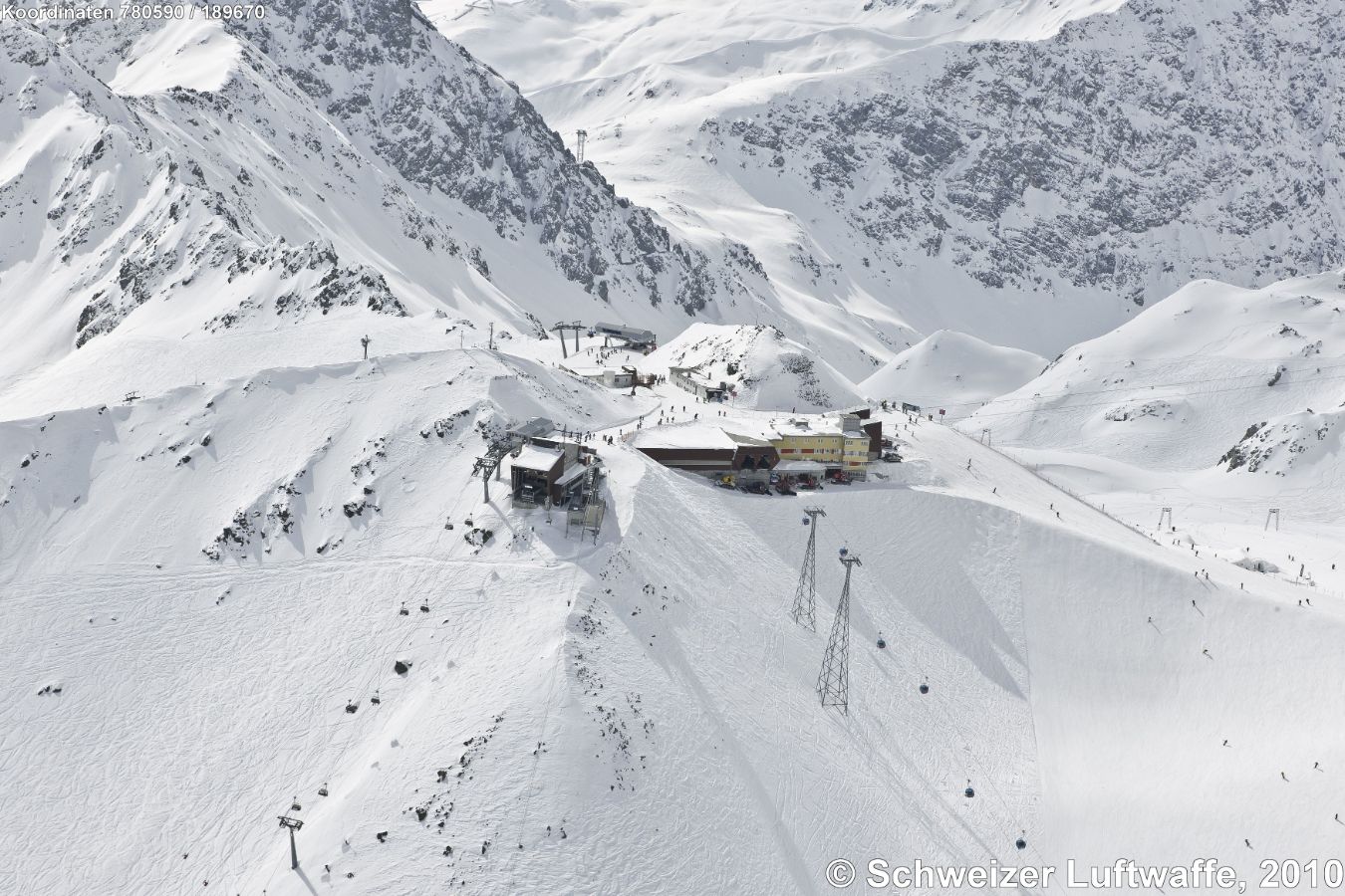 Skigebiet Weissfluhjoch (2686 m.ü.M.); (1)